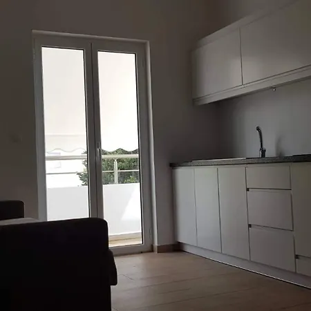 Spacious Near The * Sarandë