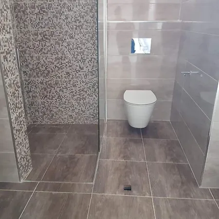 Apartament Spacious Near The Saranda