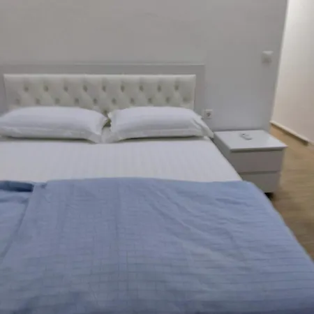 Spacious Near The Saranda